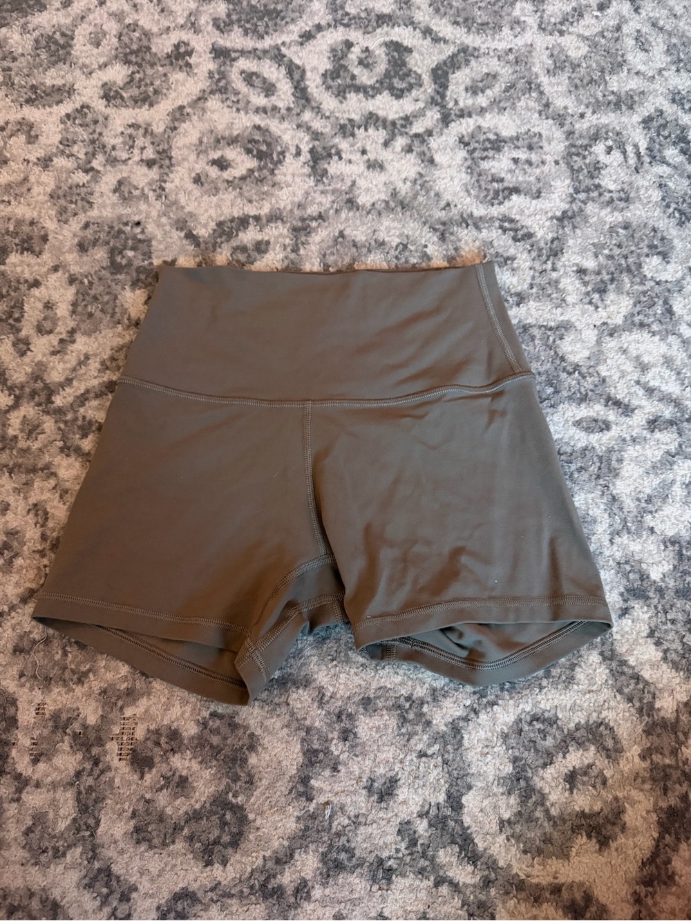 lululemon align shorts nomad